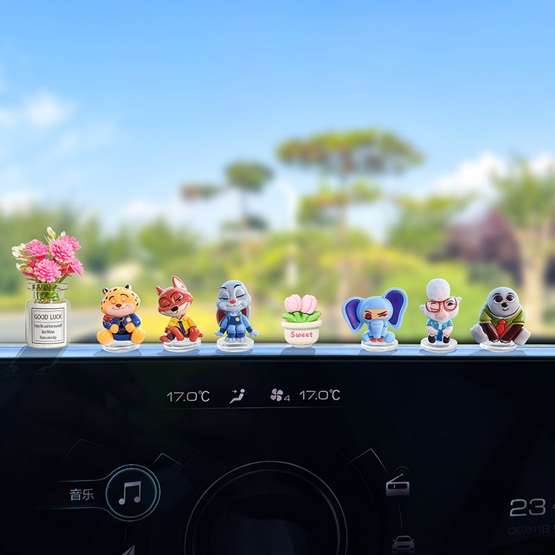 Zootopia cartoon car ornament  - Car Accessories Dashboard recension och pris
